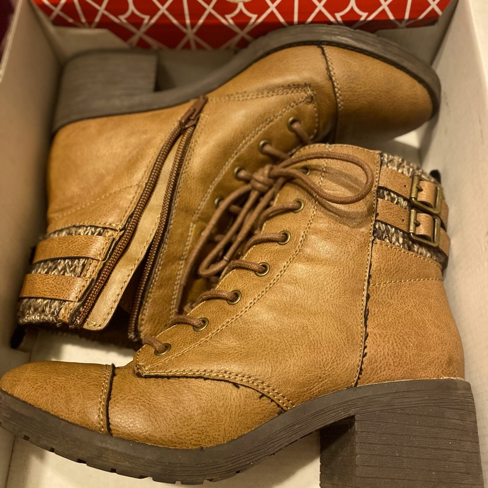 Womens boots
